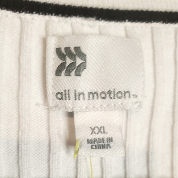 All In Motion Piped Button-Up Cardigan - Picture 3 of 7